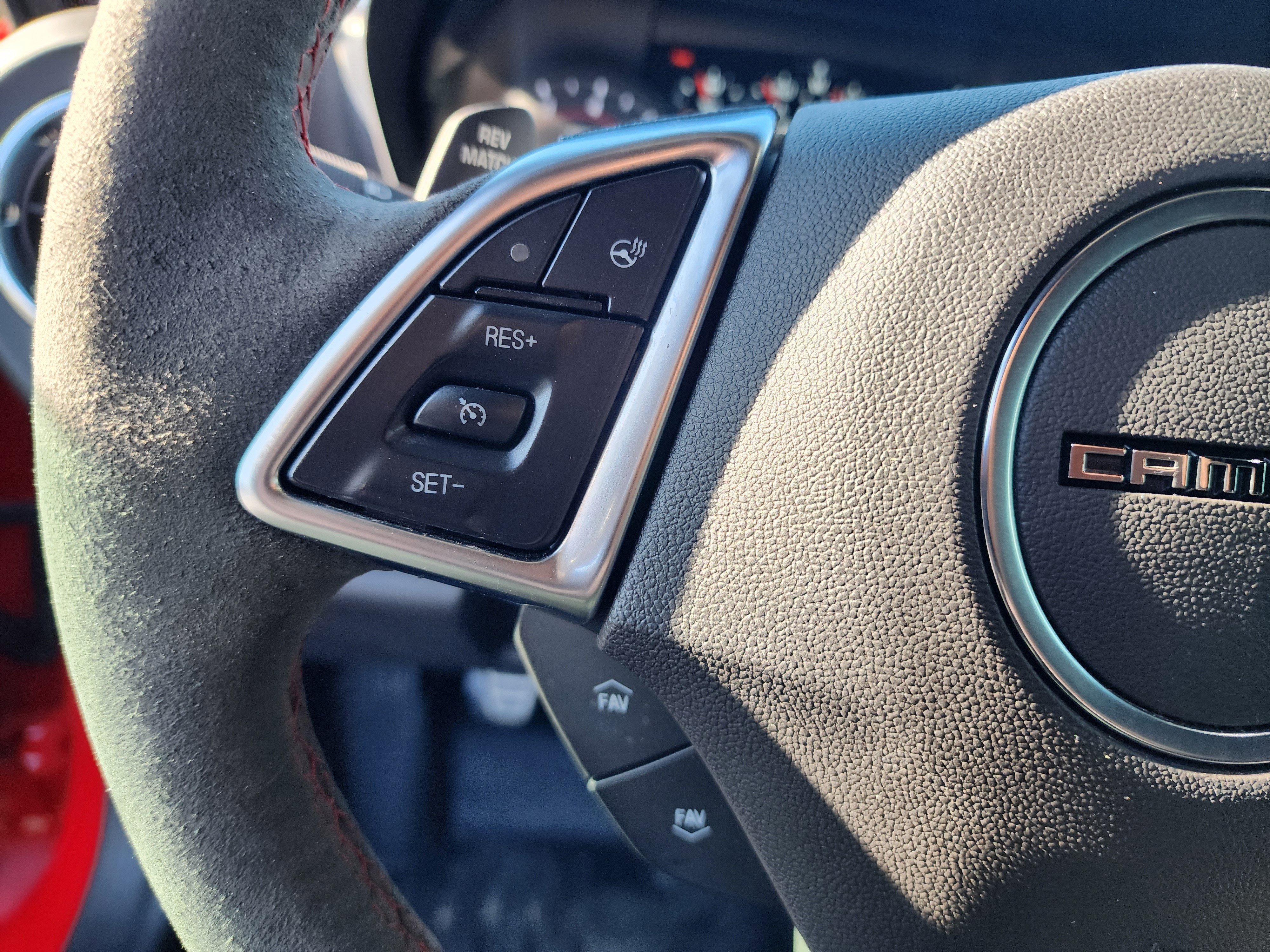 Used 2018 Chevrolet Camaro ZL1 image 27