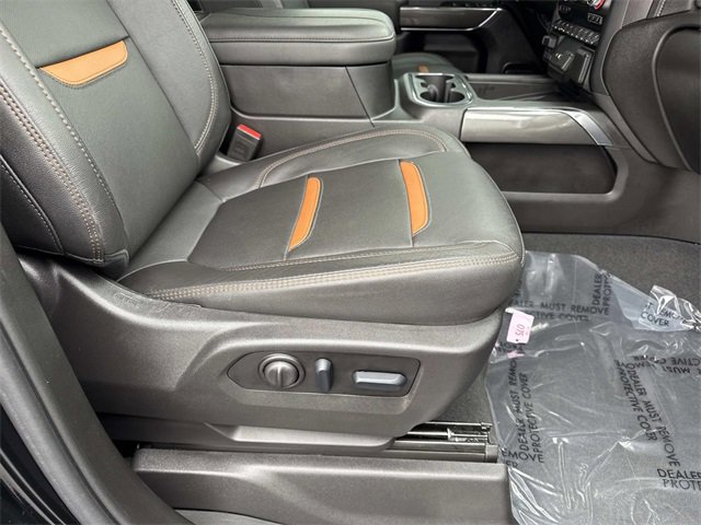 Used 2023 GMC Sierra 2500 AT4 w/ AT4 Premium Plus Package image 13