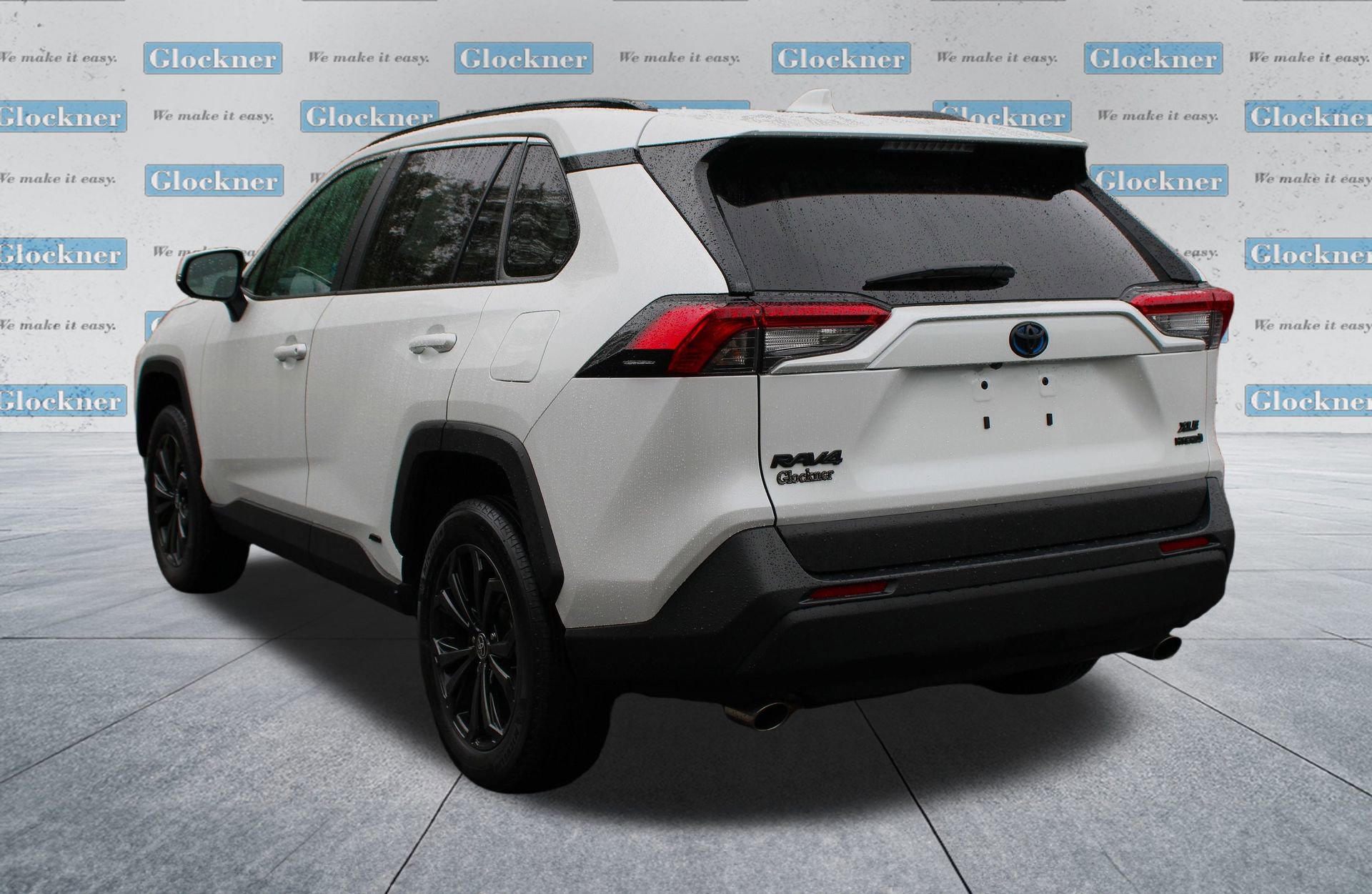 Used 2023 Toyota RAV4 XLE Premium image 8