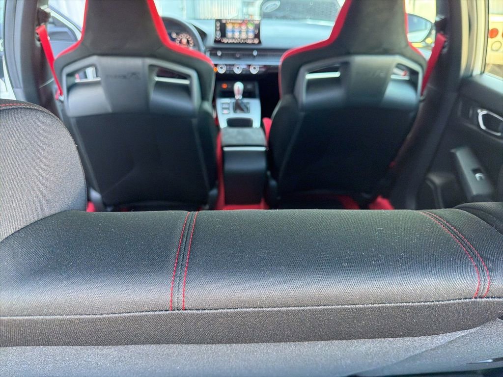 Used 2025 Honda Civic Type R image 12