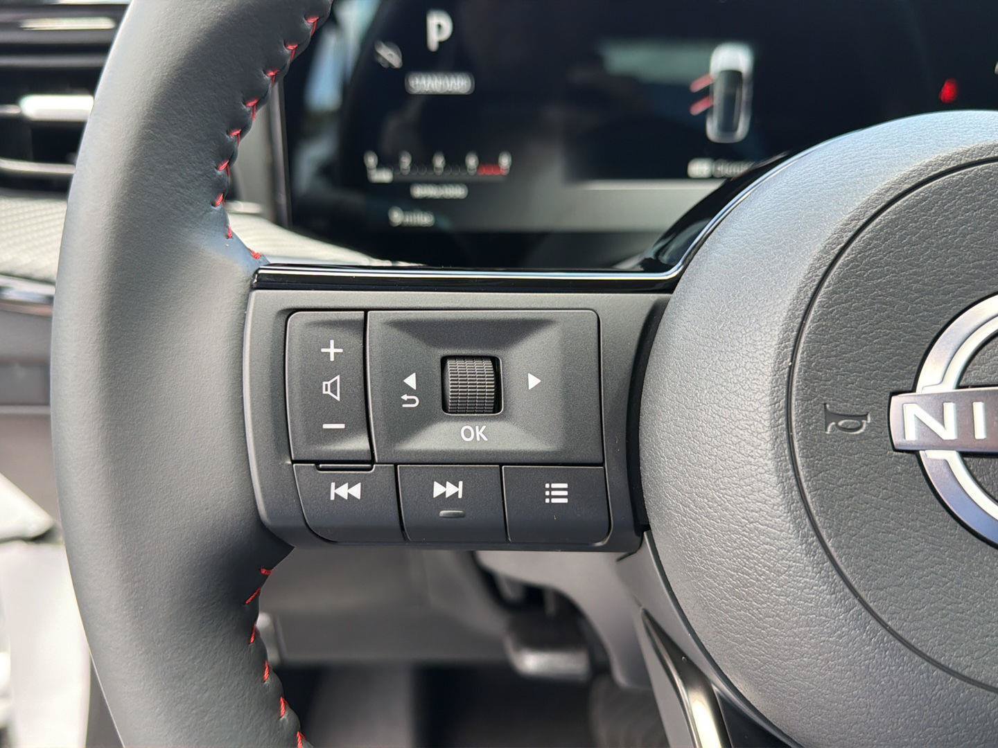 New 2026 Nissan Kicks SR FWD image 20