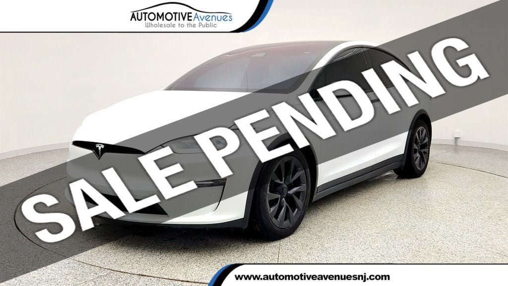 Used 2022 Tesla Model X AWD/4WD image 1