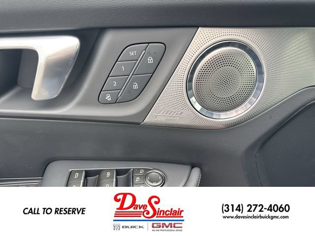 New 2026 Buick Enclave Avenir w/ Super Cruise Package FWD image 13