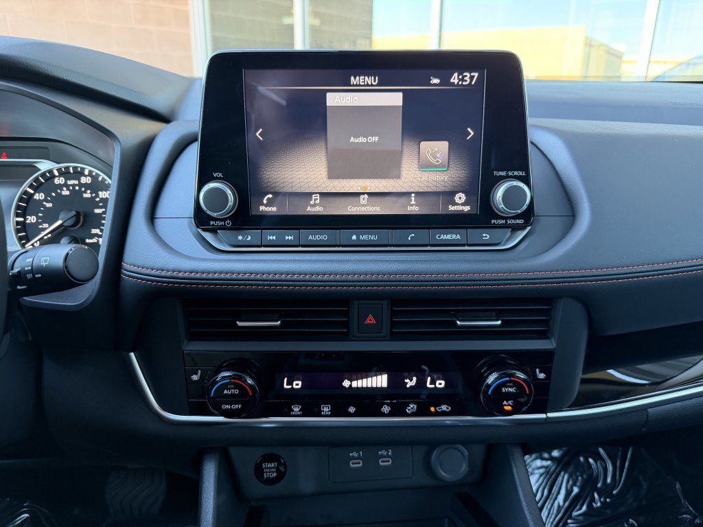 Used 2025 Nissan Rogue SV image 22