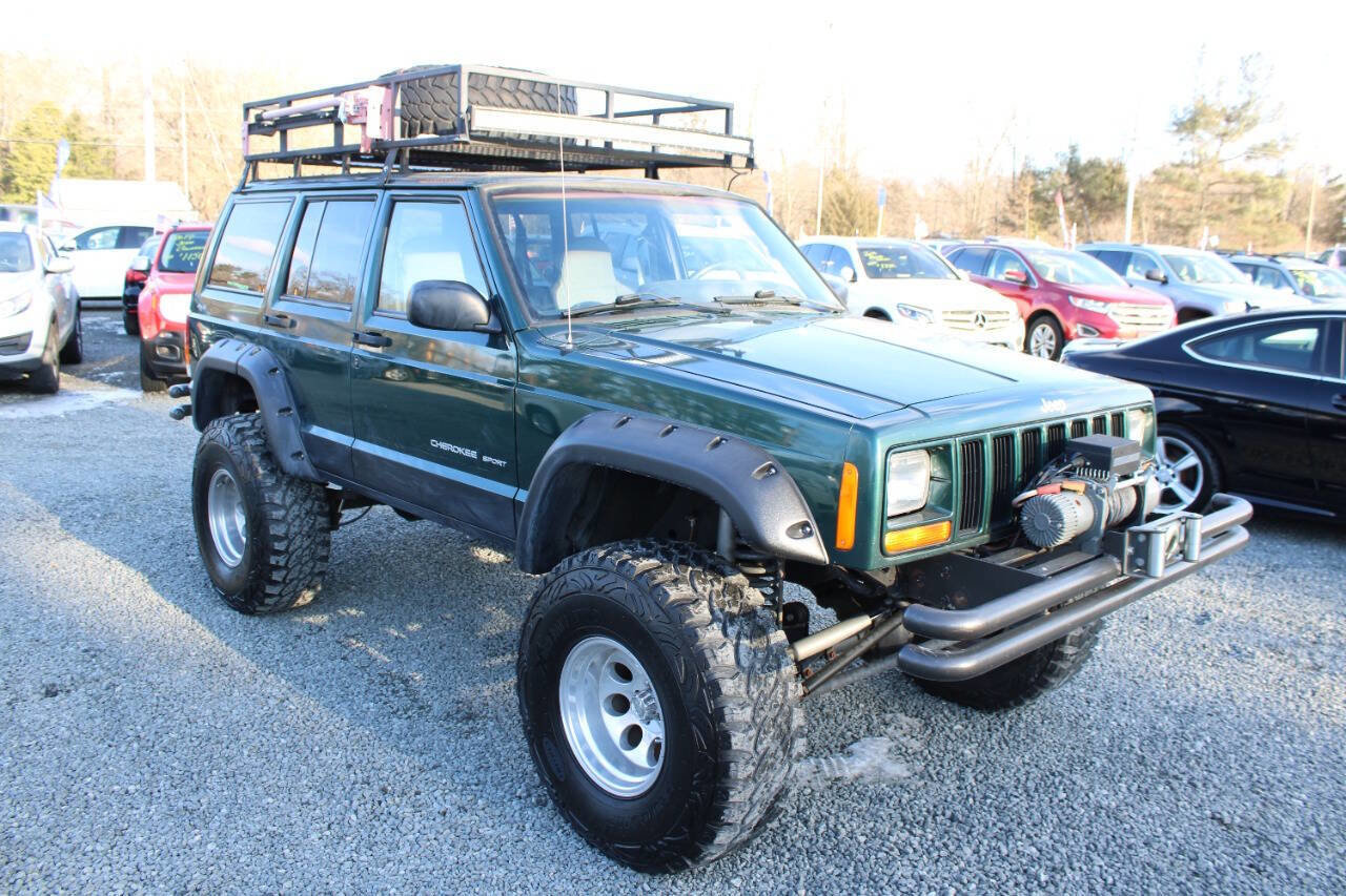 Used 2001 Jeep Cherokee Sport image 4