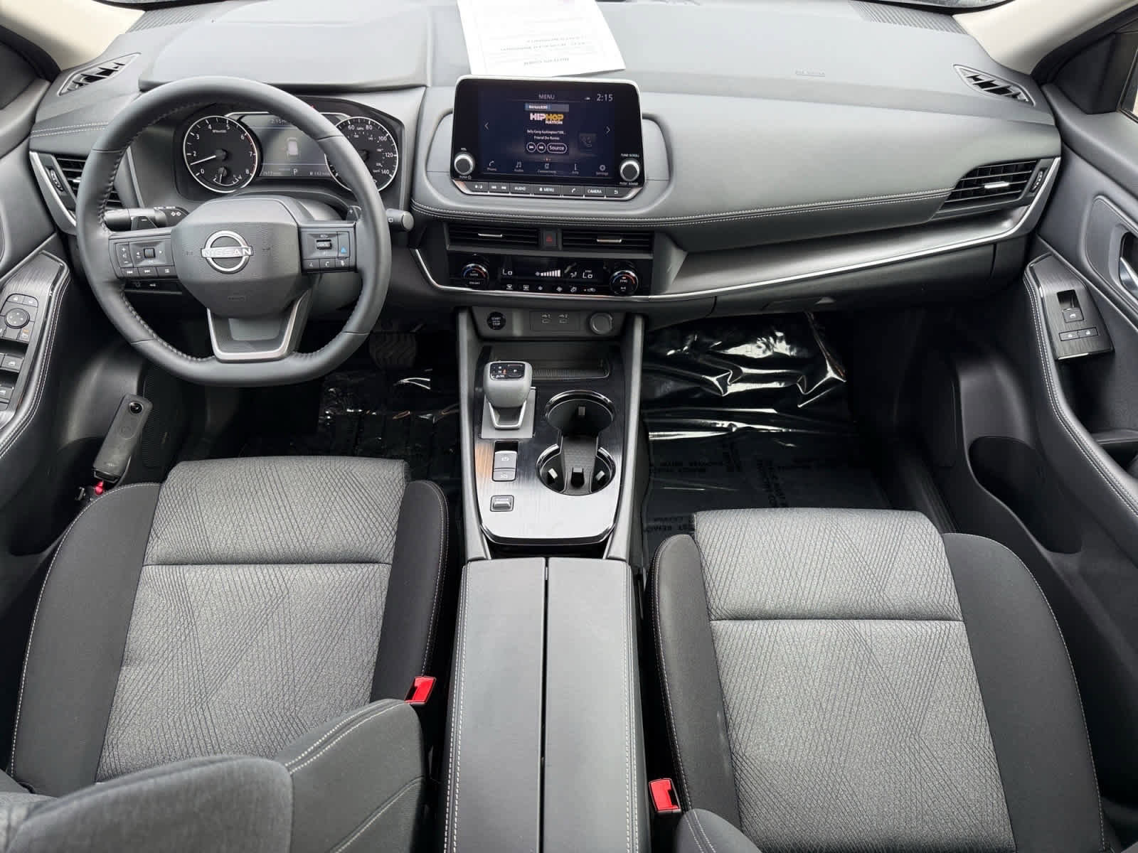 Used 2025 Nissan Rogue SV FWD image 12