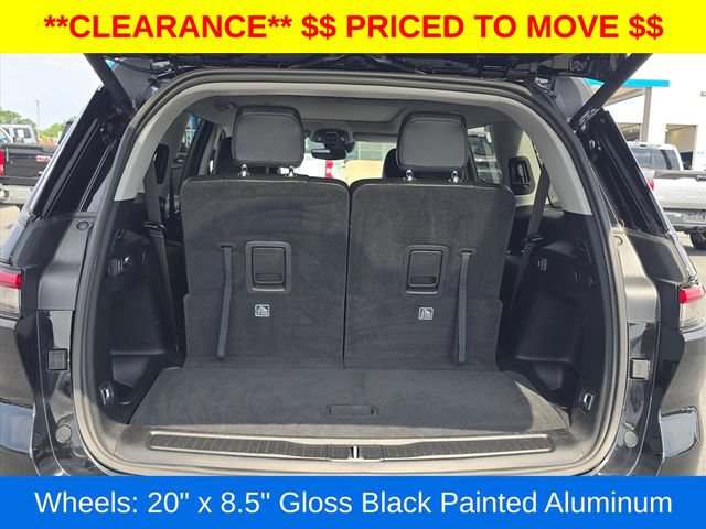 Used 2023 Jeep Grand Cherokee L Limited w/ Black Appearance Package AWD/4WD image 31