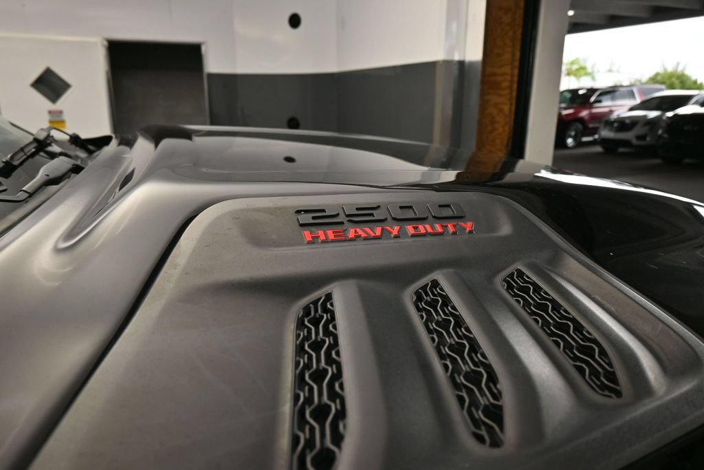 Used 2023 RAM 2500 Limited AWD/4WD image 57