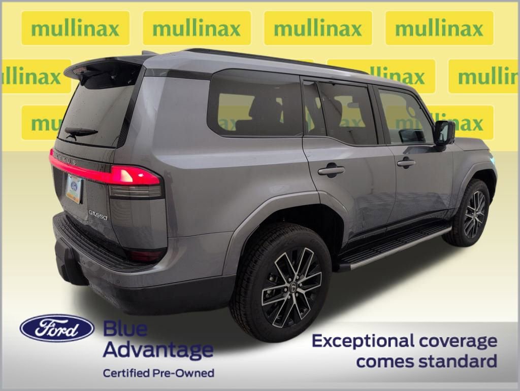Used 2025 Lexus GX 550 image 4