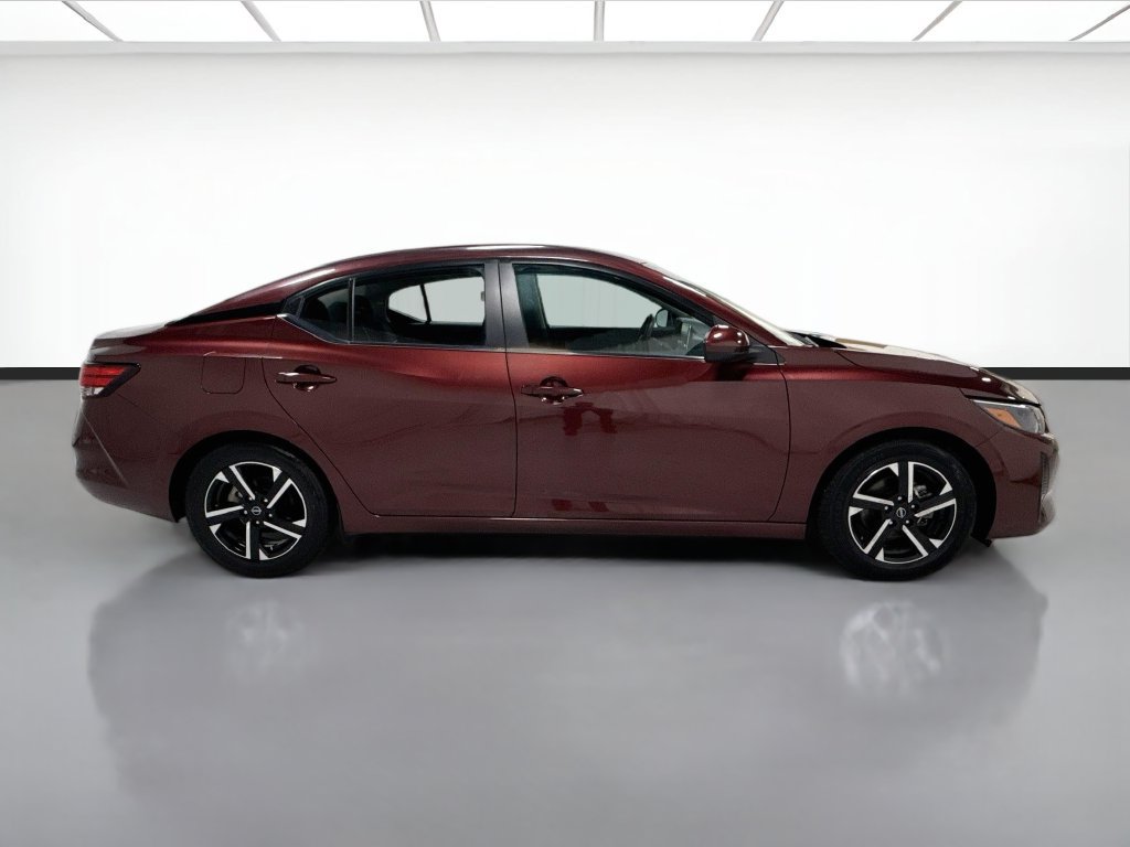 Used 2024 Nissan Sentra SV FWD image 5