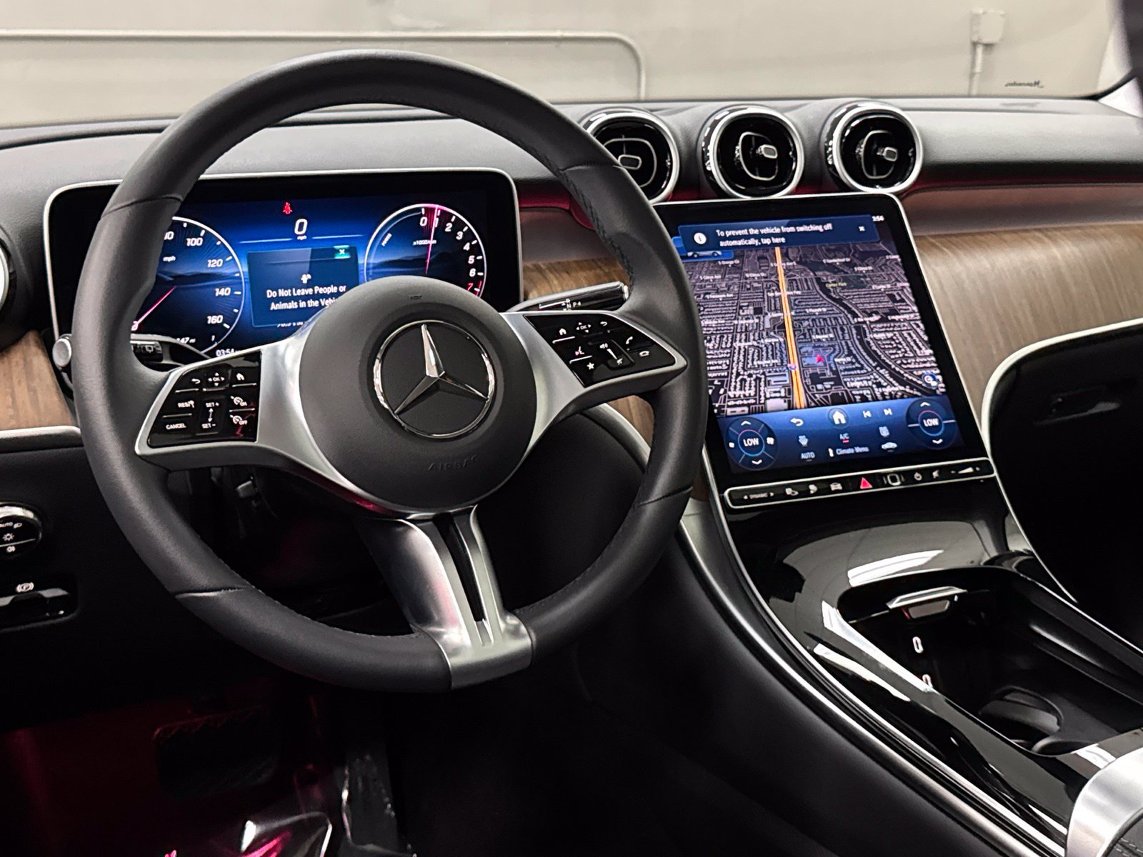 Certified 2025 Mercedes-Benz GLC 350e 4MATIC image 35