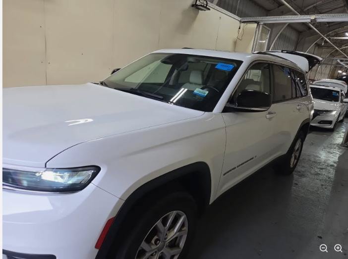 Used 2021 Jeep Grand Cherokee L Limited AWD/4WD image 3