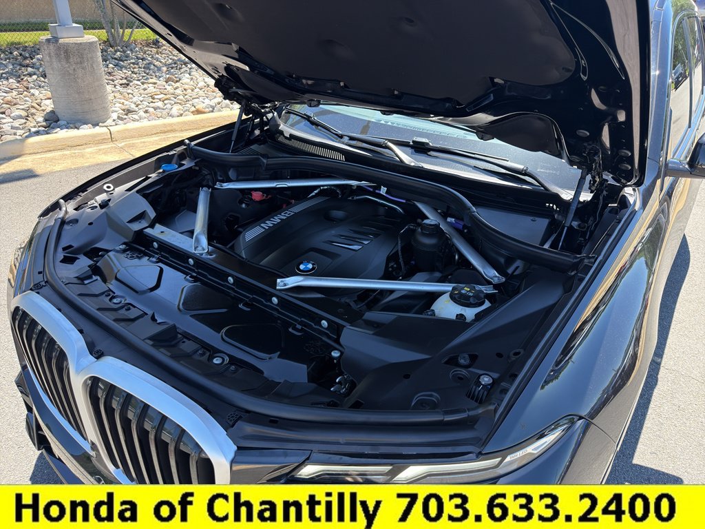 Used 2023 BMW X7 xDrive40i w/ M Sport Package AWD/4WD image 34