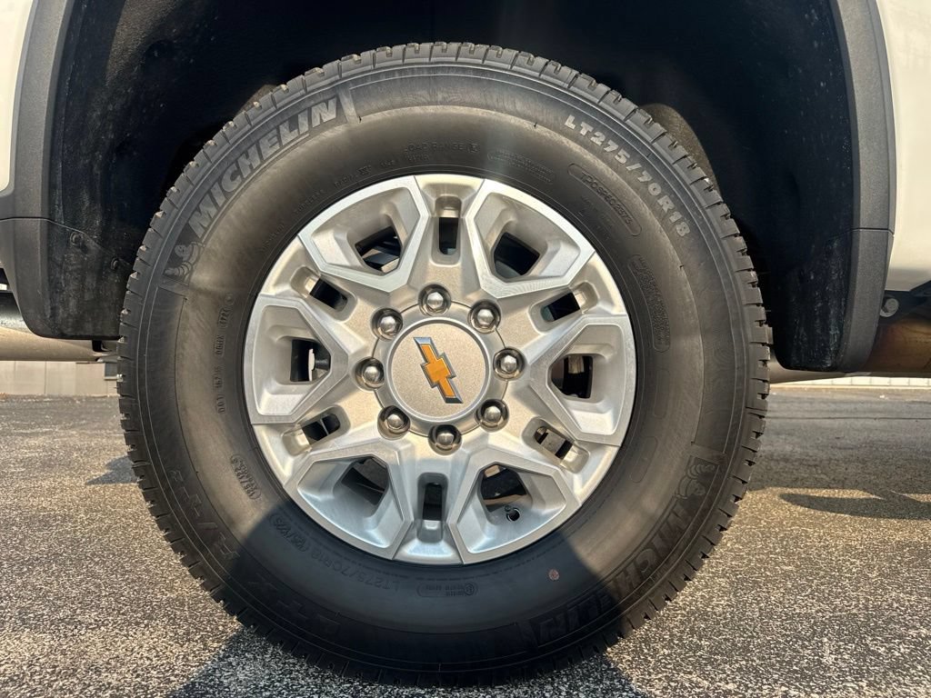 Used 2025 Chevrolet Silverado 2500 LT AWD/4WD image 10