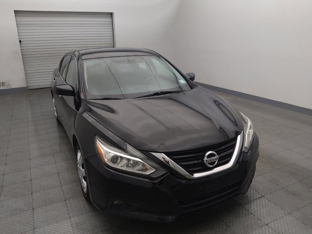 Used 2017 Nissan Altima 2.5 SV FWD image 14