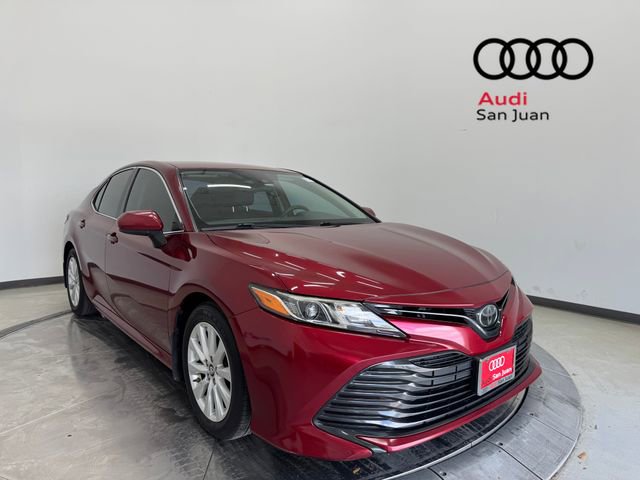 Used 2019 Toyota Camry LE image 1