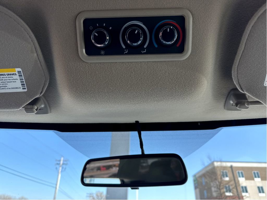 Used 2023 Chevrolet Express 3500 LS RWD image 23