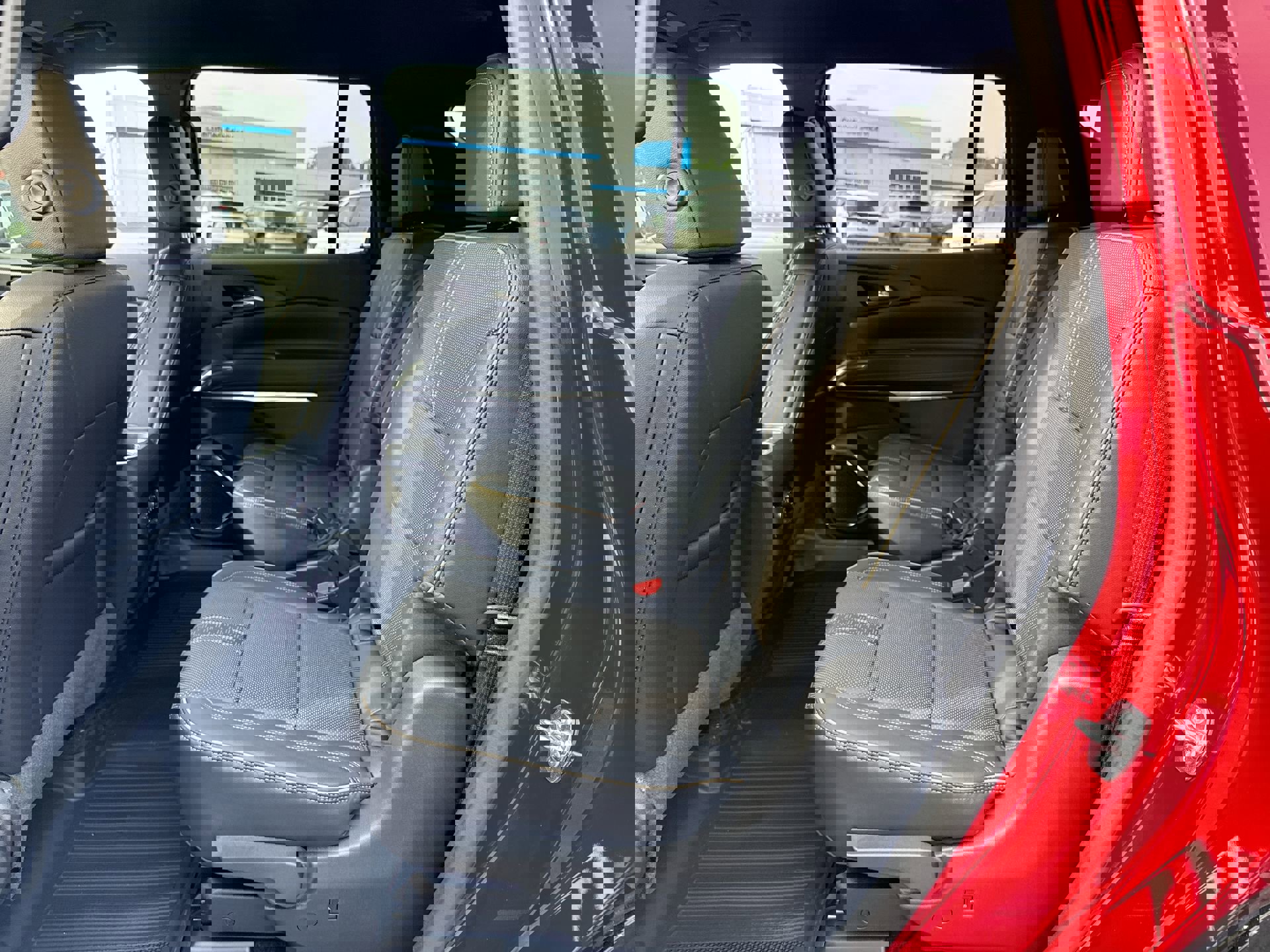 New 2026 Chevrolet Traverse High Country w/ LPO, Floor Liner Package image 60