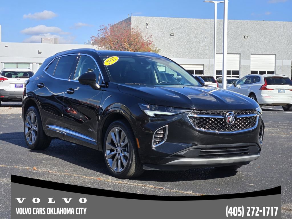 Used 2022 Buick Envision Avenir w/ Technology Package II image 2