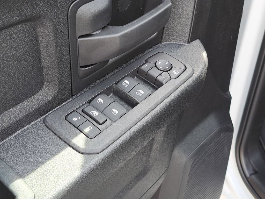 New 2026 RAM 3500 Tradesman AWD/4WD image 22