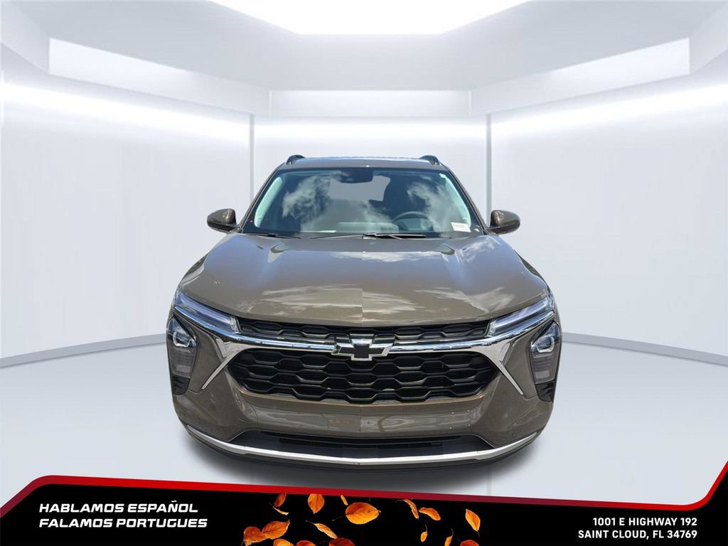 Used 2024 Chevrolet Trax LT w/ Driver Confidence Package FWD image 9