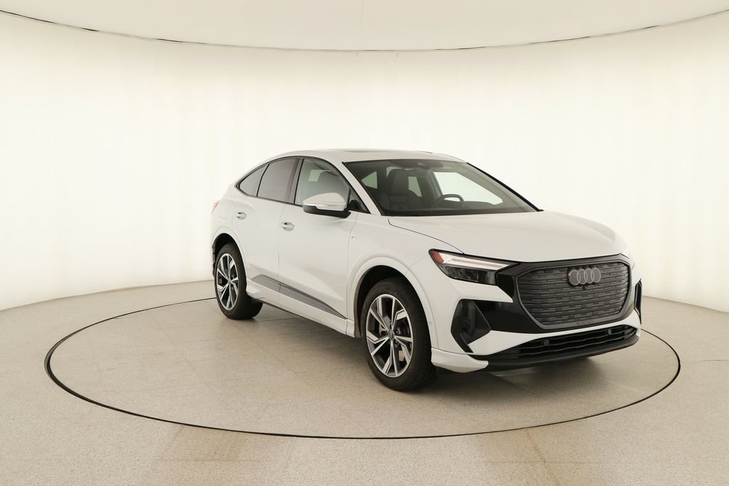 Certified 2023 Audi Q4 e-tron Premium Plus w/ Premium Plus AWD/4WD image 10
