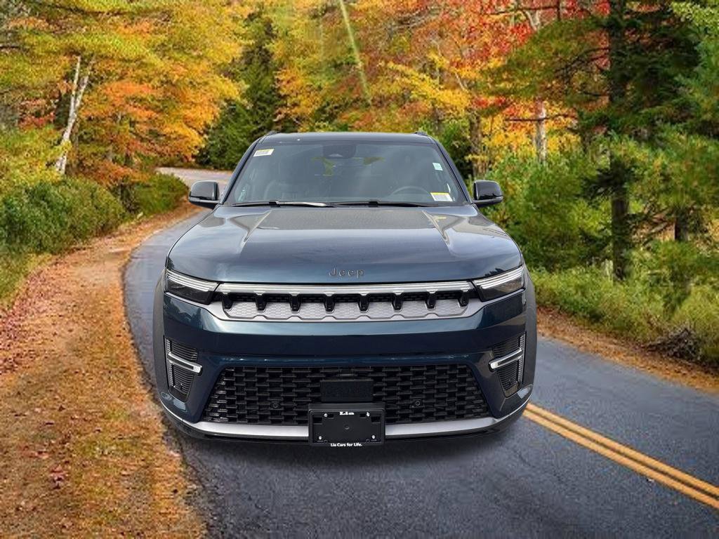 New 2026 Jeep Grand Wagoneer L Limited AWD/4WD image 10