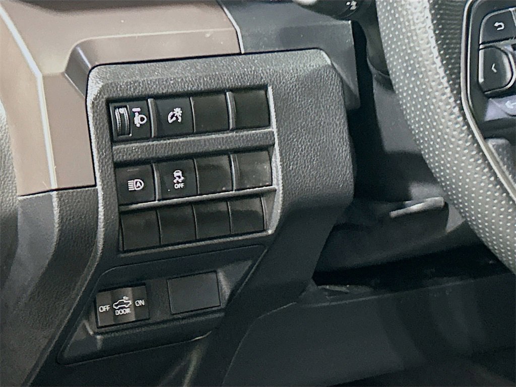 Used 2024 Toyota Tacoma TRD Off-Road image 8