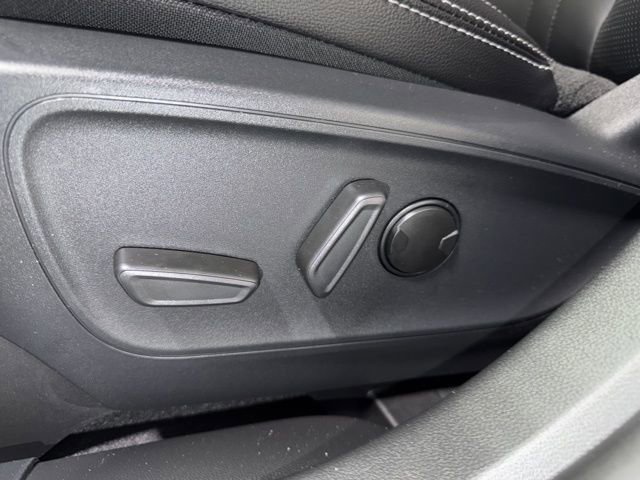 New 2026 Ford Escape SE w/ PHEV Premium Package image 15