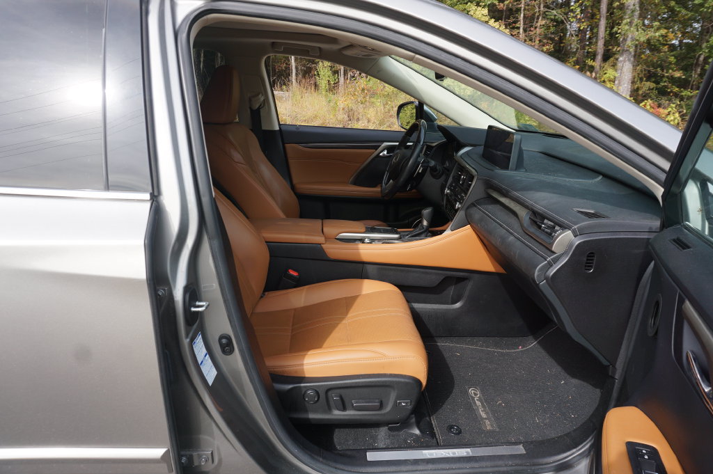 Used 2022 Lexus RX 350 AWD w/ Luxury Package image 17