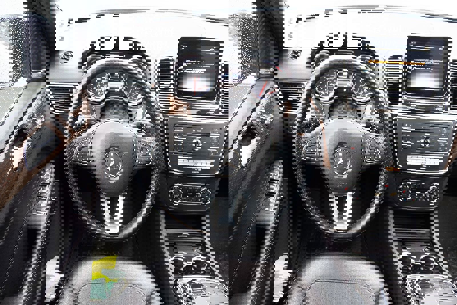 Used 2017 Mercedes-Benz GLE 350 4MATIC image 2