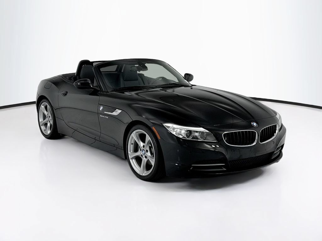 Used 2016 BMW Z4 sDrive28i RWD image 3