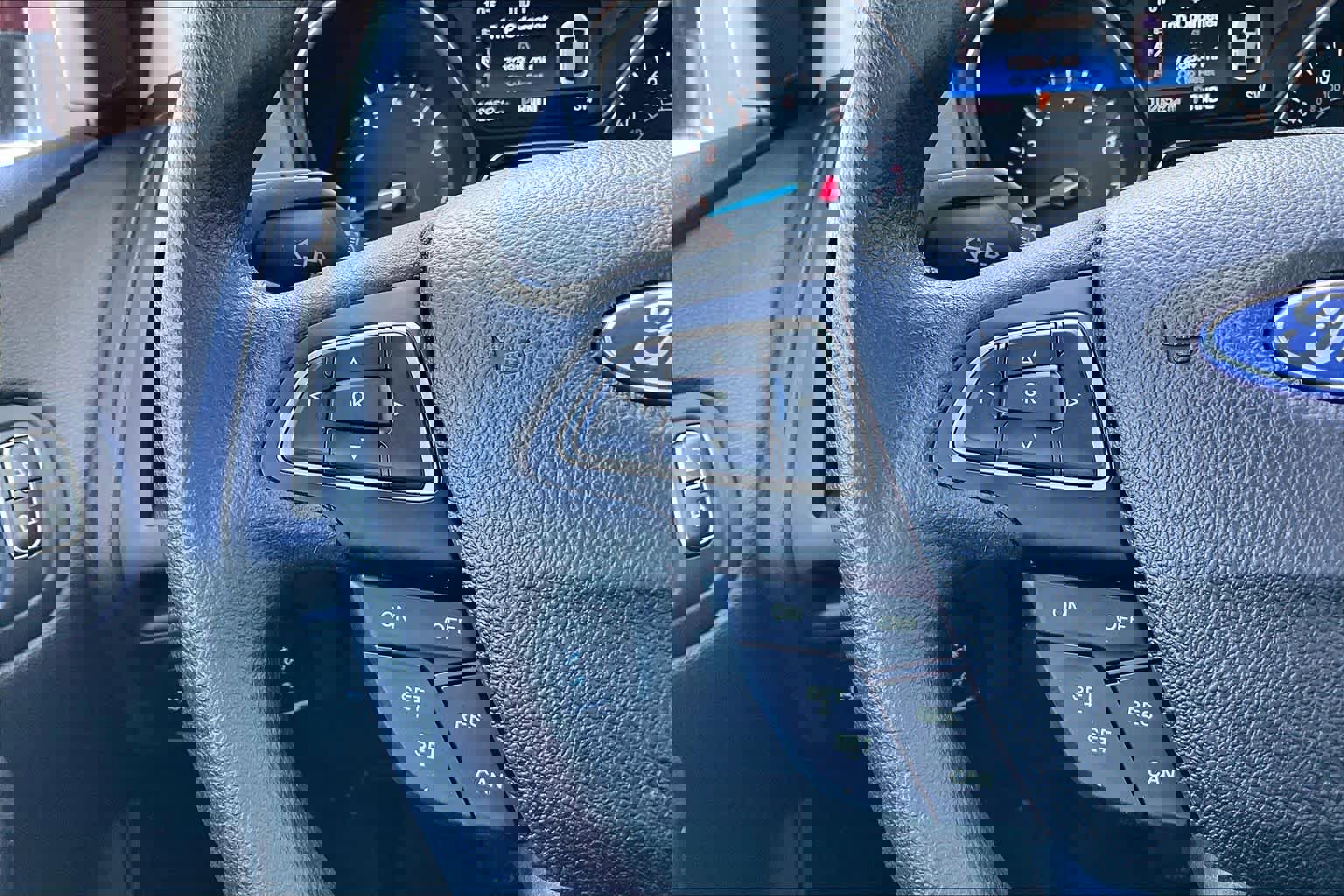 Used 2015 Ford Focus SE image 24