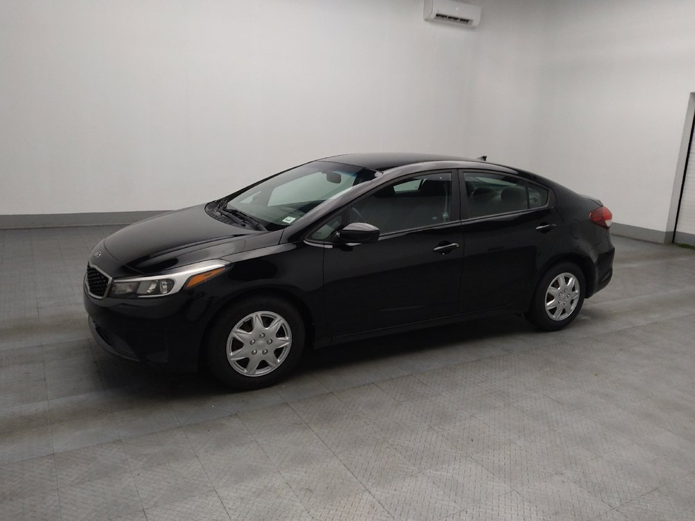Used 2017 Kia Forte LX image 2