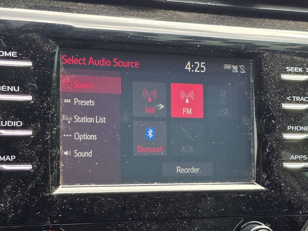 Used 2019 Toyota Camry SE FWD image 19