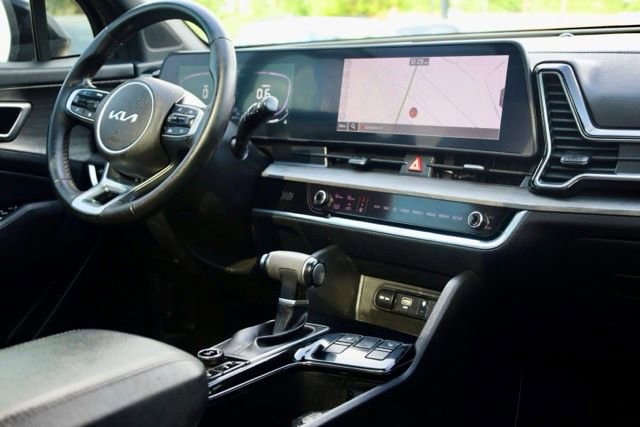 Certified 2024 Kia Sportage X-Line w/ X-Line Premium Package image 40