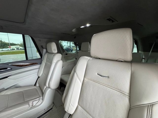 Used 2022 Cadillac Escalade Sport Platinum w/ Heavy-Duty Trailer Package image 22