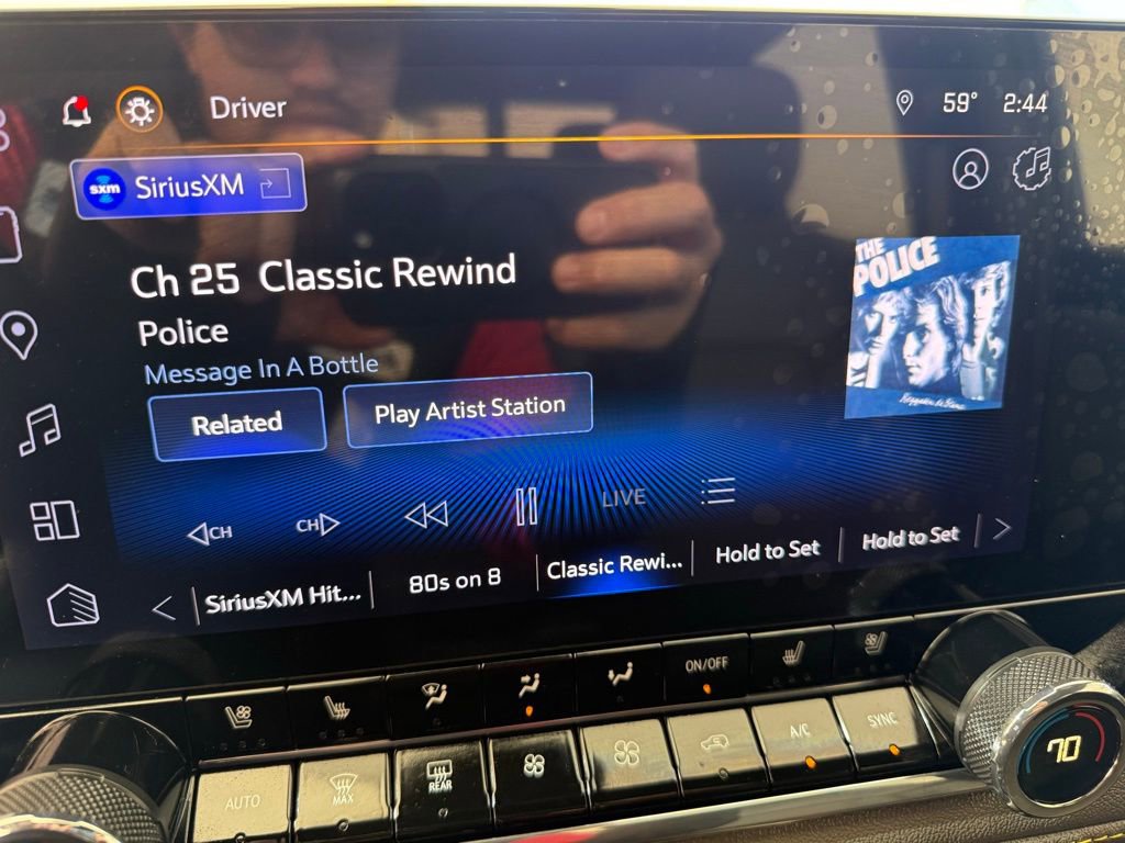 Used 2024 Chevrolet Colorado ZR2 w/ ZR2 Convenience Package III image 34