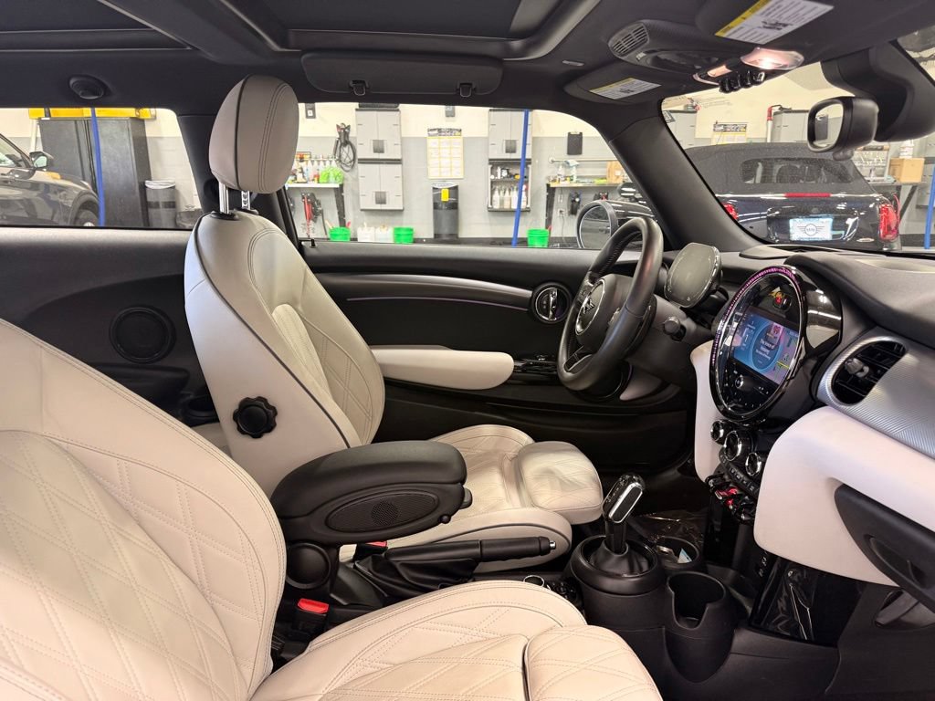 Used 2024 MINI Cooper S FWD image 25