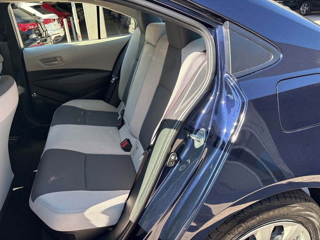 Used 2025 Toyota Corolla LE image 14