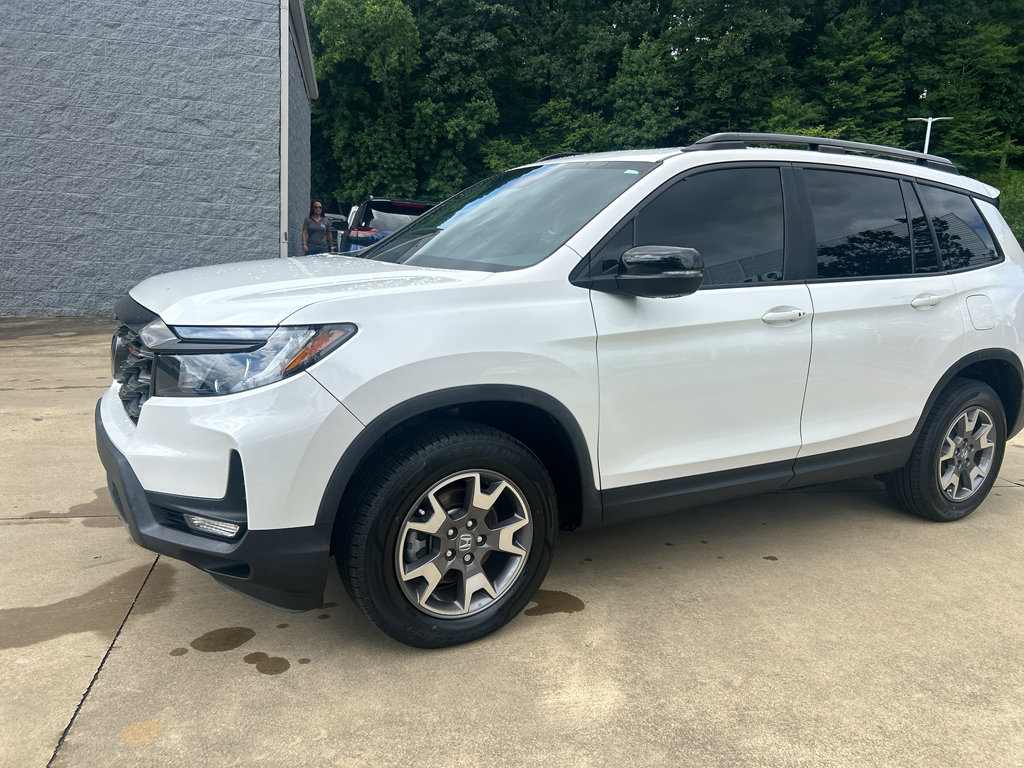 Used 2023 Honda Passport TrailSport image 7