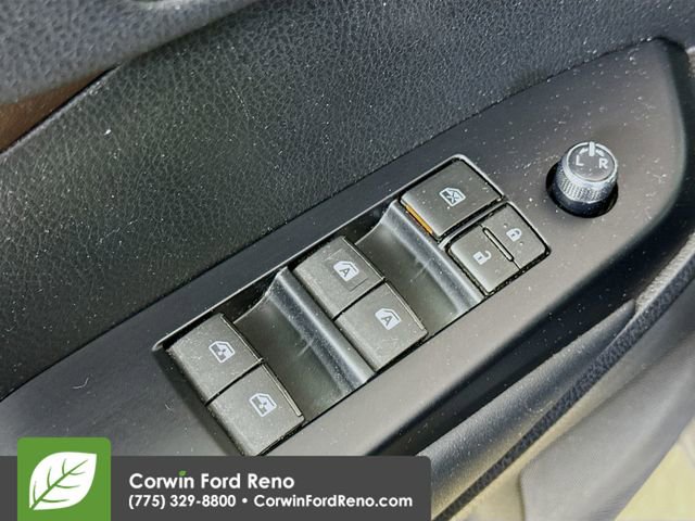 Used 2014 Toyota Highlander XLE image 17