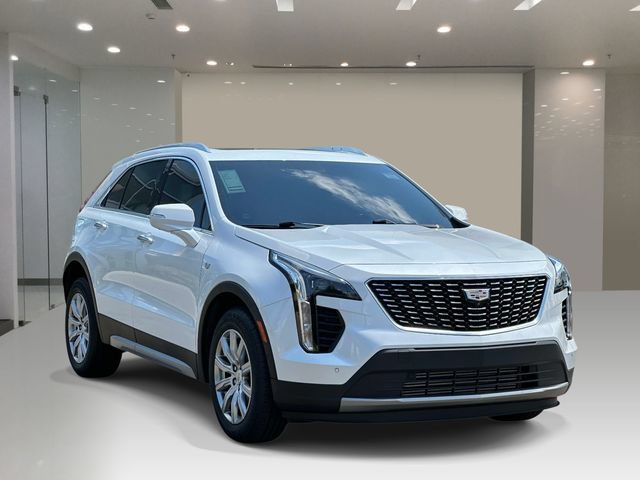 Used 2023 Cadillac XT4 Premium Luxury w/ Enhanced Visibility Package AWD/4WD image 6