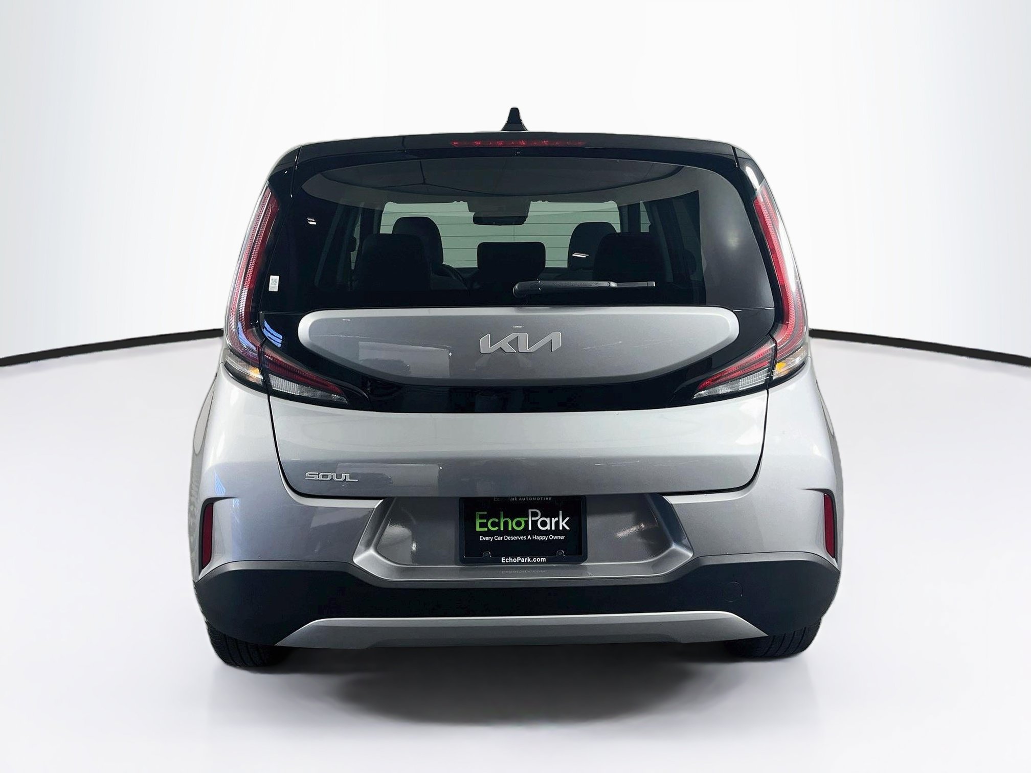 Used 2025 Kia Soul LX w/ LX Technology Package FWD image 7