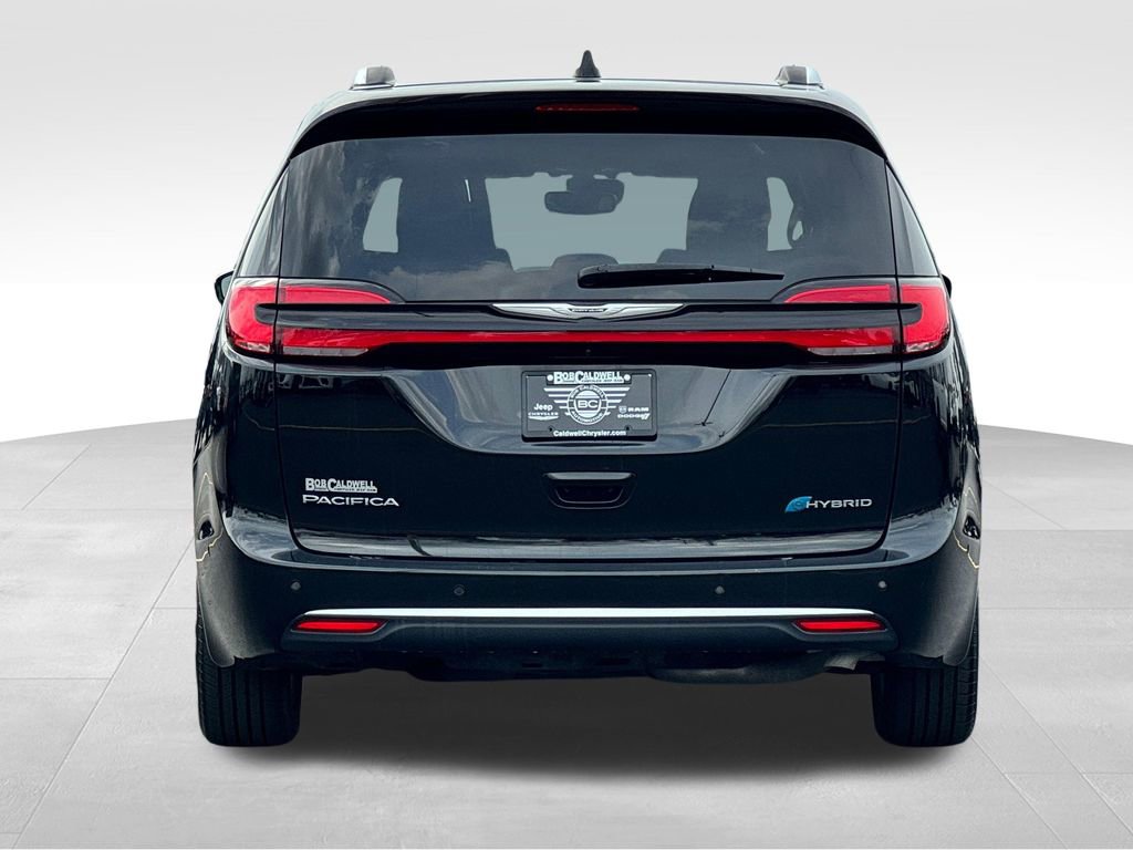 Used 2024 Chrysler Pacifica Pinnacle image 11