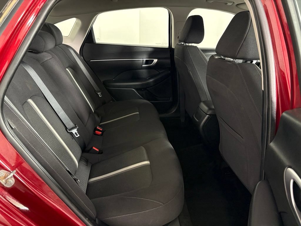Used 2025 Hyundai Sonata SEL FWD image 45