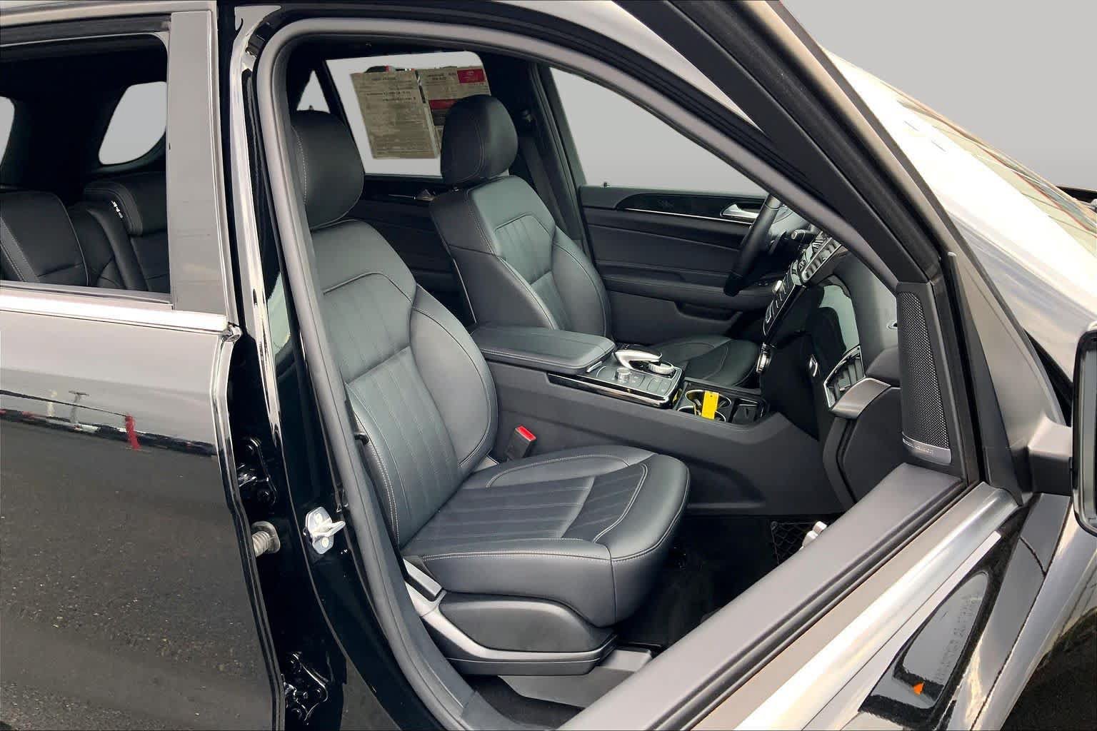 Used 2019 Mercedes-Benz GLE 400 4MATIC image 9