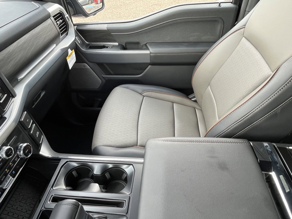 New 2025 Ford F150 Lariat w/ Equipment Group 502A High image 14