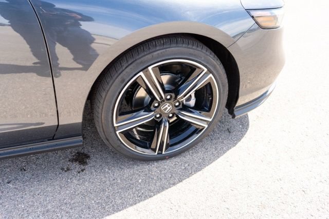 Used 2026 Honda Accord SE image 9