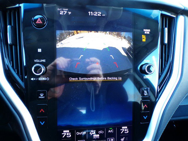 Used 2020 Subaru Outback Premium image 15